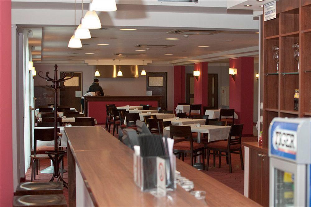 Comfortbiznes Pruszków Extérieur photo