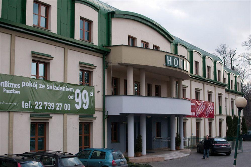 Comfortbiznes Pruszków Extérieur photo