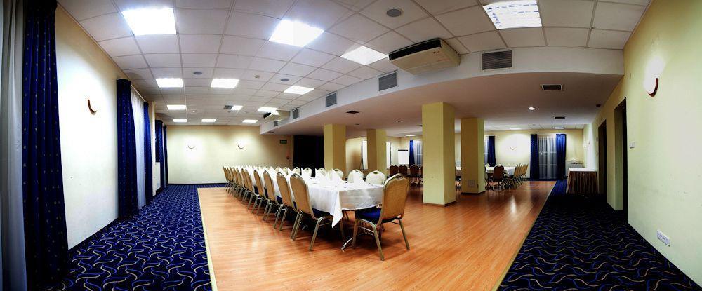 Comfortbiznes Pruszków Extérieur photo