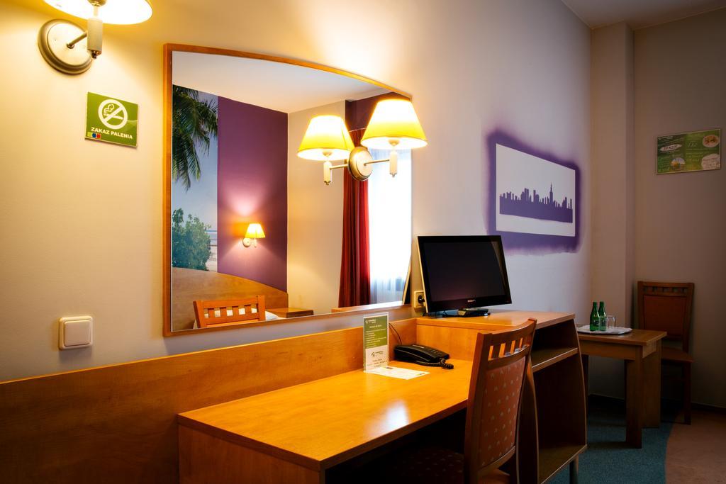 Comfortbiznes Pruszków Extérieur photo